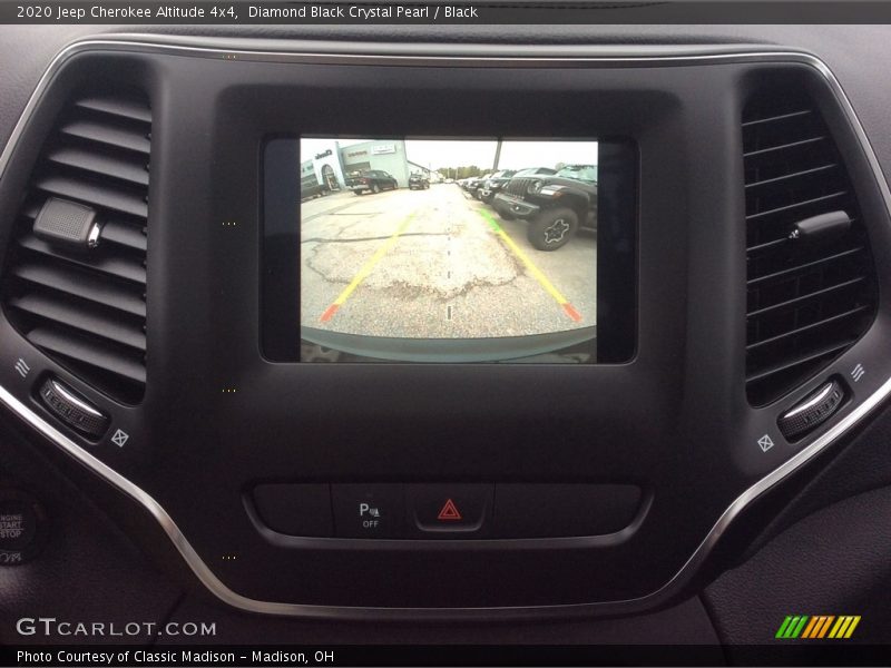 Diamond Black Crystal Pearl / Black 2020 Jeep Cherokee Altitude 4x4