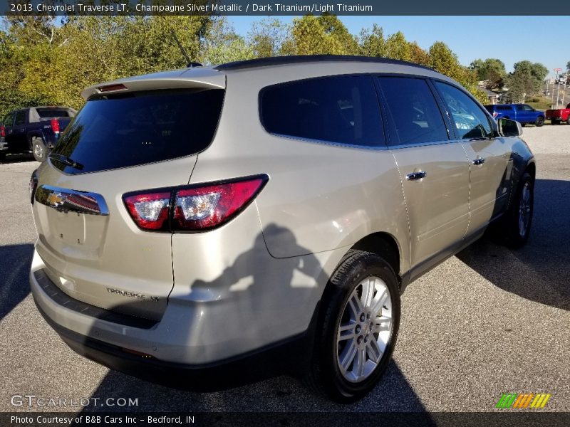 Champagne Silver Metallic / Dark Titanium/Light Titanium 2013 Chevrolet Traverse LT