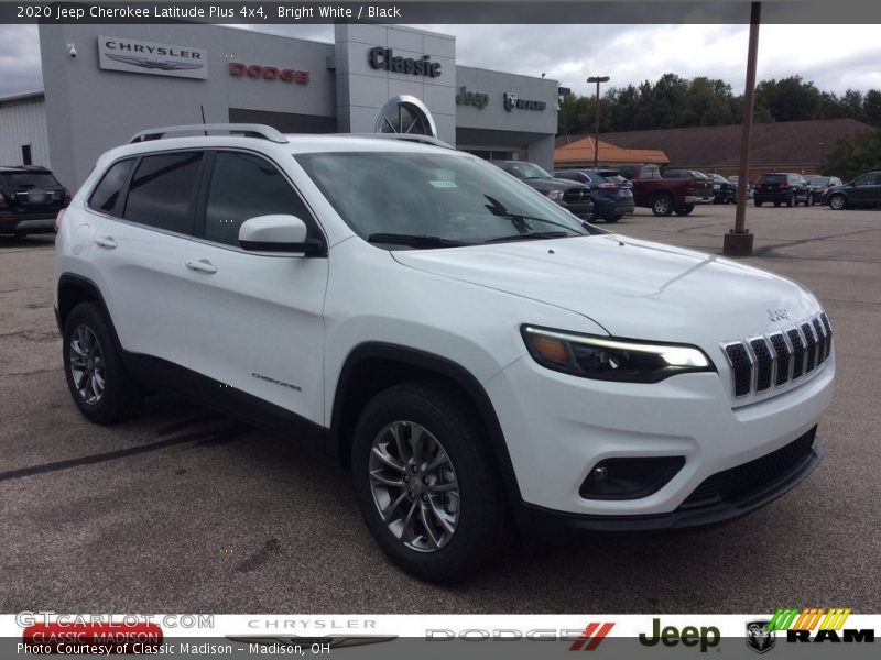 Bright White / Black 2020 Jeep Cherokee Latitude Plus 4x4