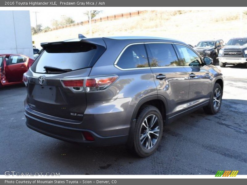 Predawn Gray Mica / Ash 2016 Toyota Highlander XLE