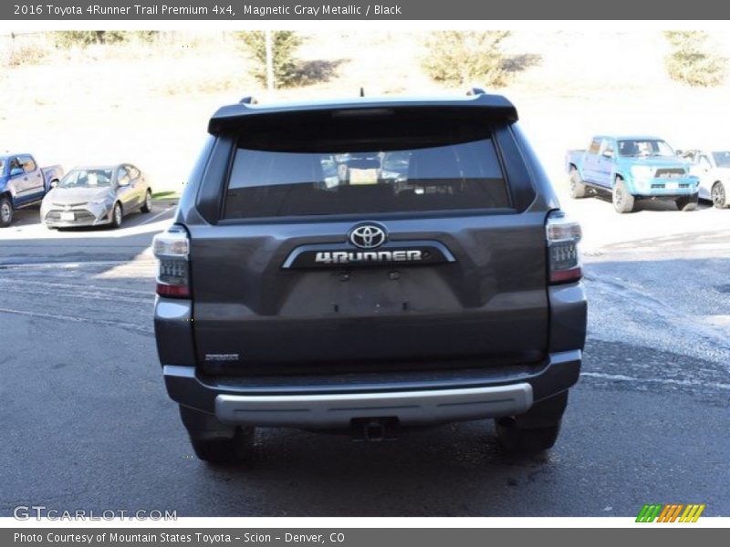Magnetic Gray Metallic / Black 2016 Toyota 4Runner Trail Premium 4x4