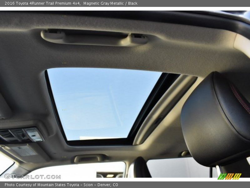Magnetic Gray Metallic / Black 2016 Toyota 4Runner Trail Premium 4x4
