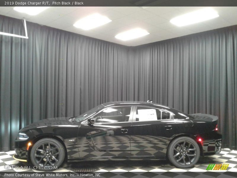 Pitch Black / Black 2019 Dodge Charger R/T