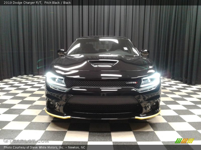 Pitch Black / Black 2019 Dodge Charger R/T