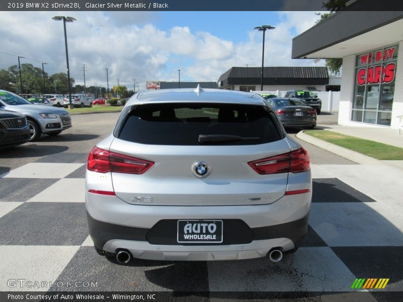 Glacier Silver Metallic / Black 2019 BMW X2 sDrive28i