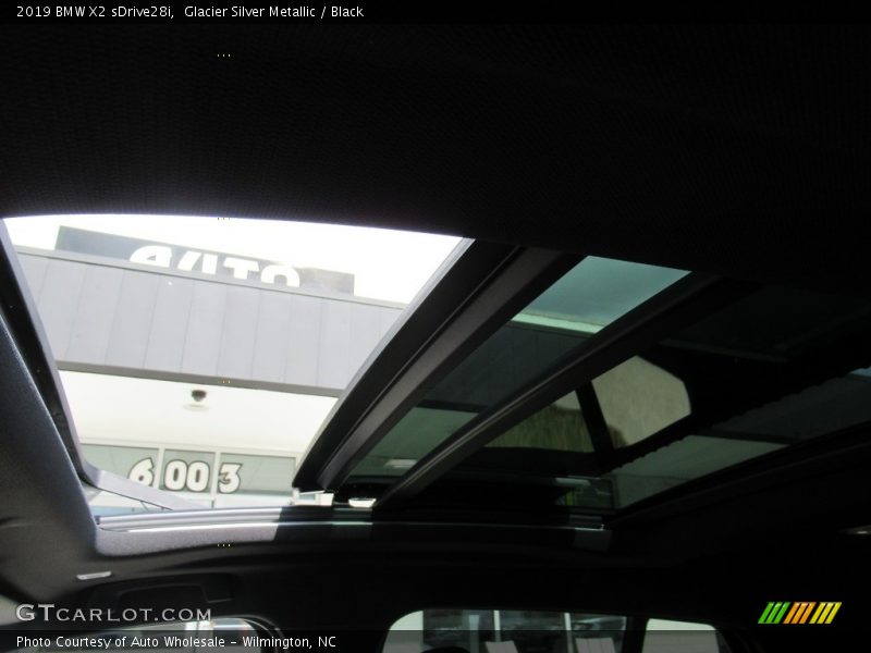 Glacier Silver Metallic / Black 2019 BMW X2 sDrive28i