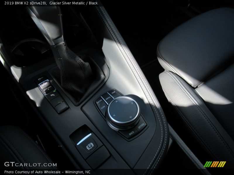 Glacier Silver Metallic / Black 2019 BMW X2 sDrive28i