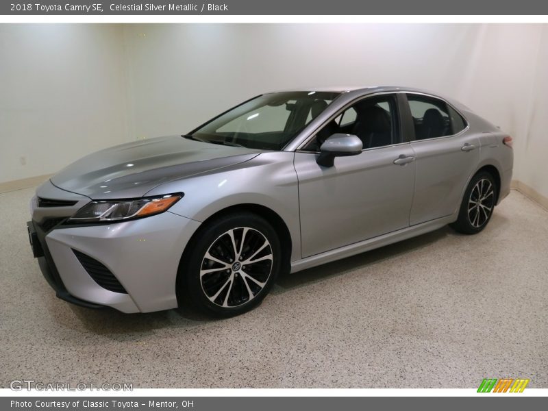 Celestial Silver Metallic / Black 2018 Toyota Camry SE