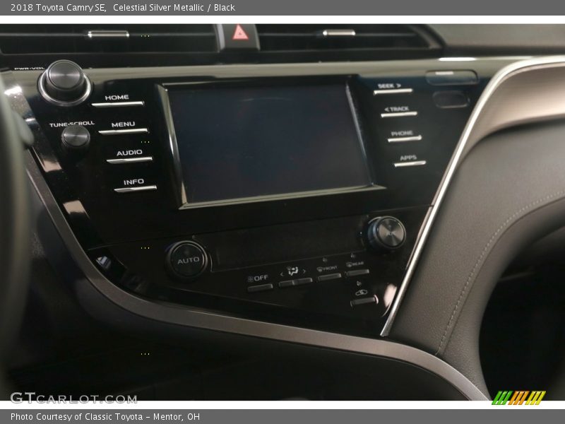 Celestial Silver Metallic / Black 2018 Toyota Camry SE