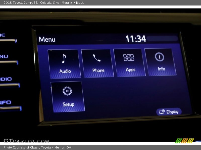 Celestial Silver Metallic / Black 2018 Toyota Camry SE