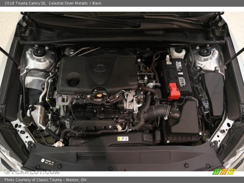 Celestial Silver Metallic / Black 2018 Toyota Camry SE