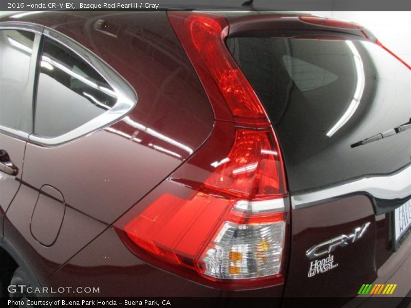 Basque Red Pearl II / Gray 2016 Honda CR-V EX