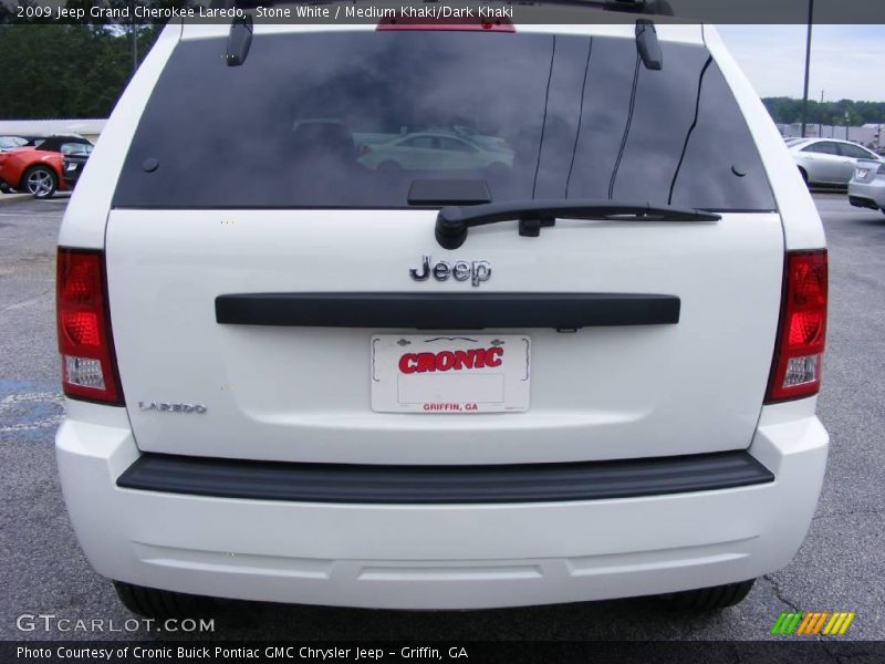 Stone White / Medium Khaki/Dark Khaki 2009 Jeep Grand Cherokee Laredo