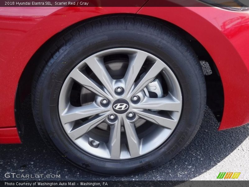 Scarlet Red / Gray 2018 Hyundai Elantra SEL