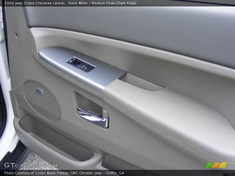 Stone White / Medium Khaki/Dark Khaki 2009 Jeep Grand Cherokee Laredo