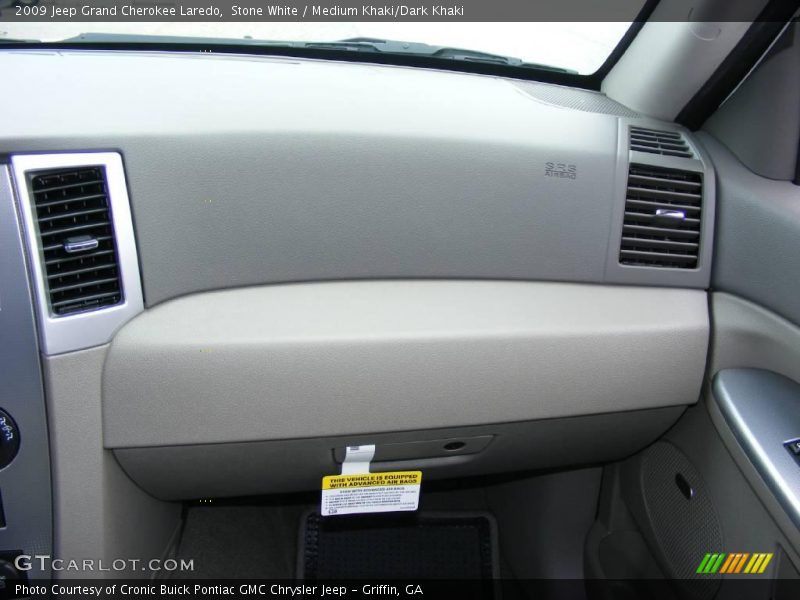 Stone White / Medium Khaki/Dark Khaki 2009 Jeep Grand Cherokee Laredo