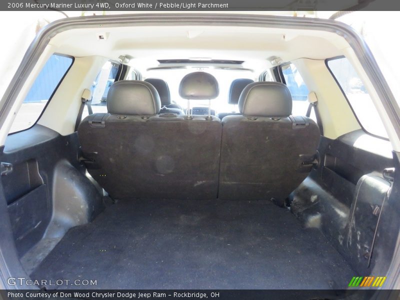 Oxford White / Pebble/Light Parchment 2006 Mercury Mariner Luxury 4WD
