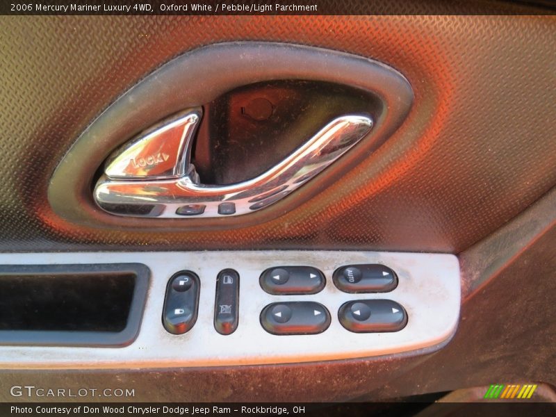 Oxford White / Pebble/Light Parchment 2006 Mercury Mariner Luxury 4WD