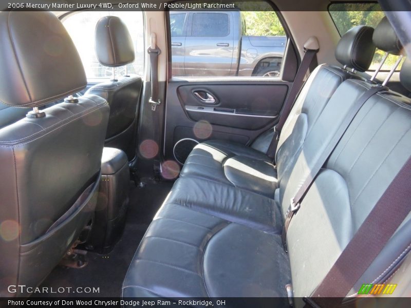 Oxford White / Pebble/Light Parchment 2006 Mercury Mariner Luxury 4WD