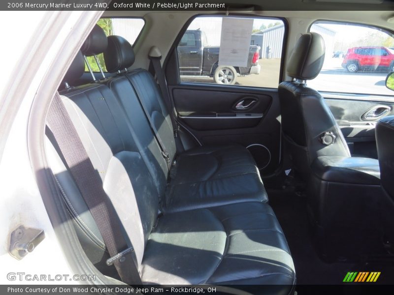 Oxford White / Pebble/Light Parchment 2006 Mercury Mariner Luxury 4WD