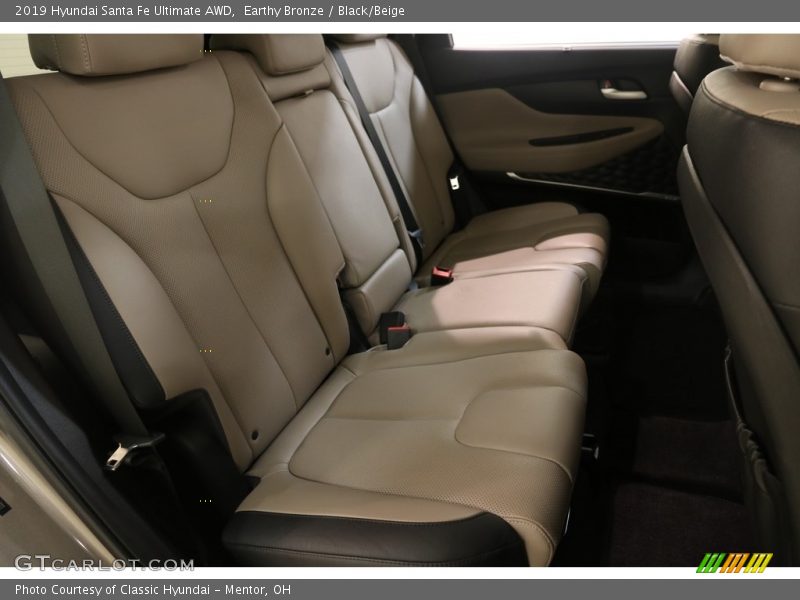 Earthy Bronze / Black/Beige 2019 Hyundai Santa Fe Ultimate AWD