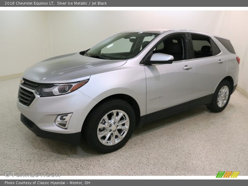 Silver Ice Metallic / Jet Black 2018 Chevrolet Equinox LT