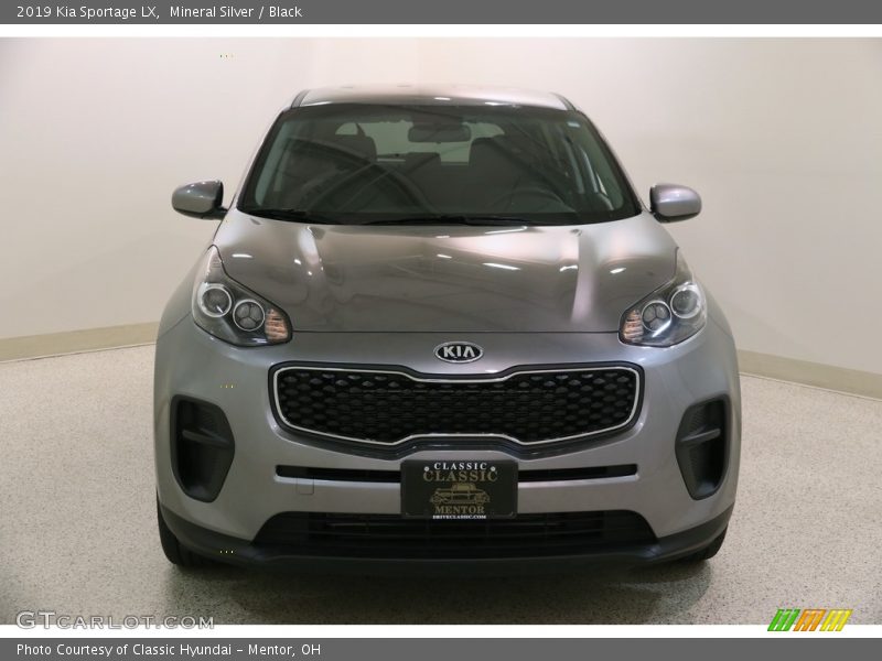 Mineral Silver / Black 2019 Kia Sportage LX