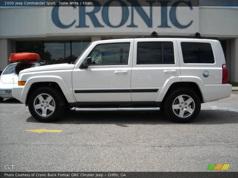 Stone White / Khaki 2009 Jeep Commander Sport