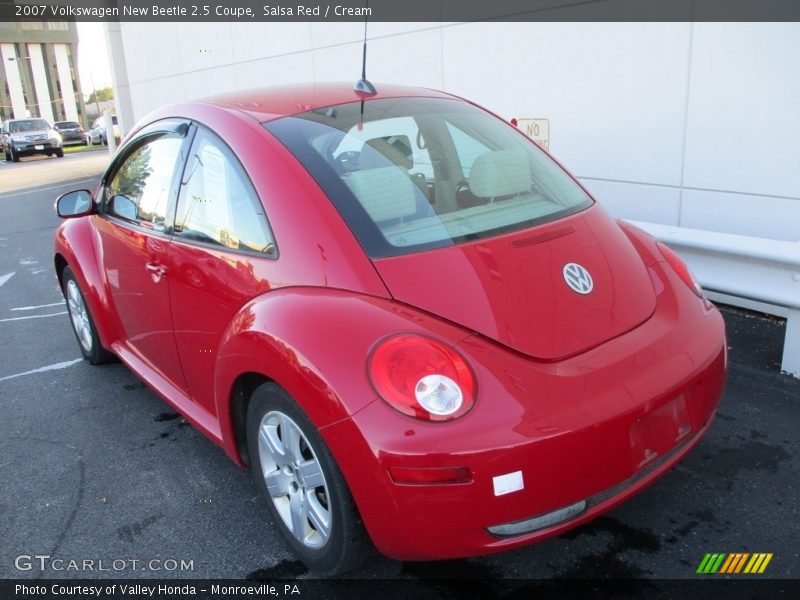Salsa Red / Cream 2007 Volkswagen New Beetle 2.5 Coupe