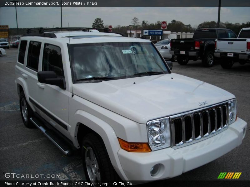Stone White / Khaki 2009 Jeep Commander Sport