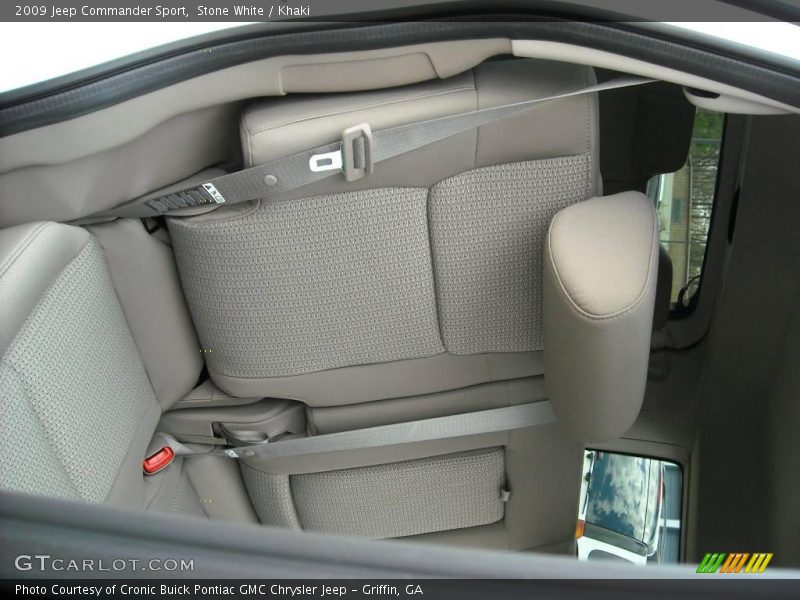 Stone White / Khaki 2009 Jeep Commander Sport