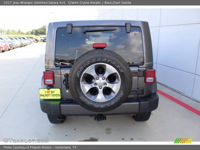 Granite Crystal Metallic / Black/Dark Saddle 2017 Jeep Wrangler Unlimited Sahara 4x4