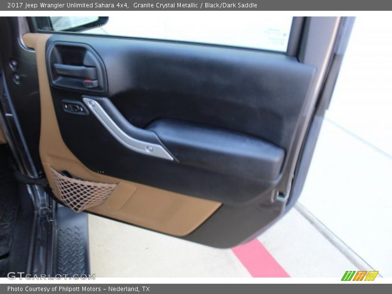Granite Crystal Metallic / Black/Dark Saddle 2017 Jeep Wrangler Unlimited Sahara 4x4