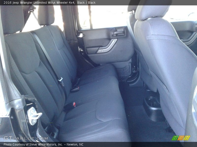 Black / Black 2016 Jeep Wrangler Unlimited Willys Wheeler 4x4