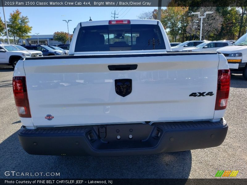 Bright White / Black/Diesel Gray 2019 Ram 1500 Classic Warlock Crew Cab 4x4