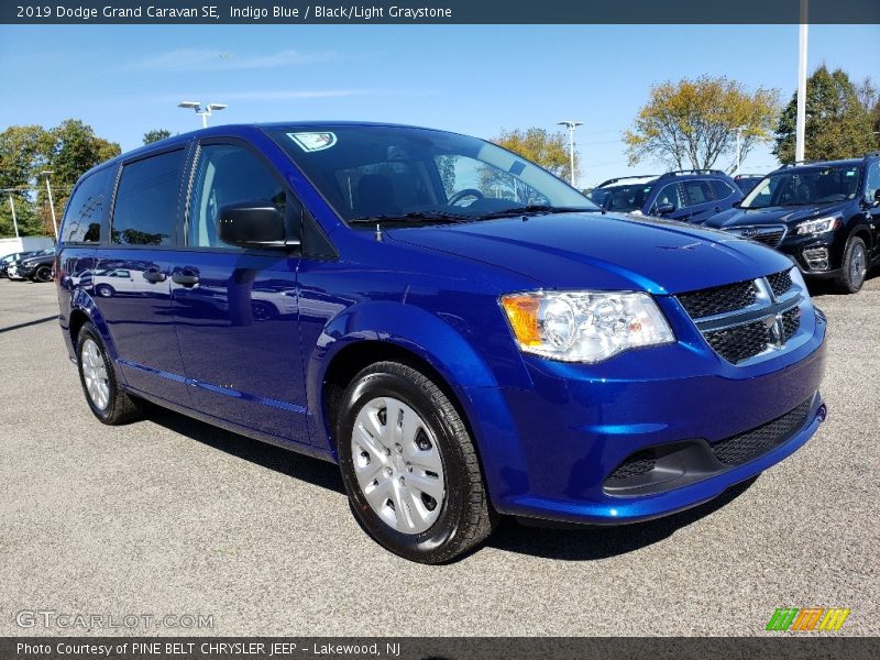 Indigo Blue / Black/Light Graystone 2019 Dodge Grand Caravan SE