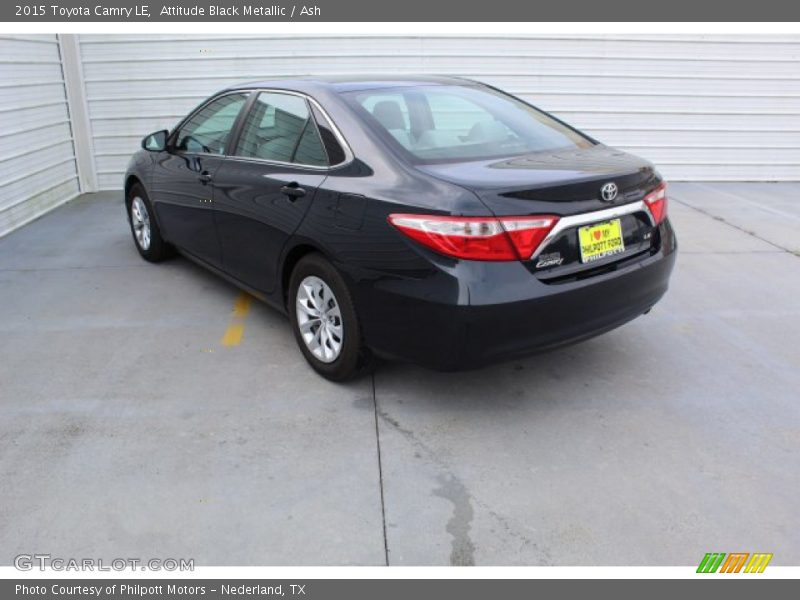 Attitude Black Metallic / Ash 2015 Toyota Camry LE