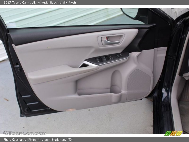 Attitude Black Metallic / Ash 2015 Toyota Camry LE