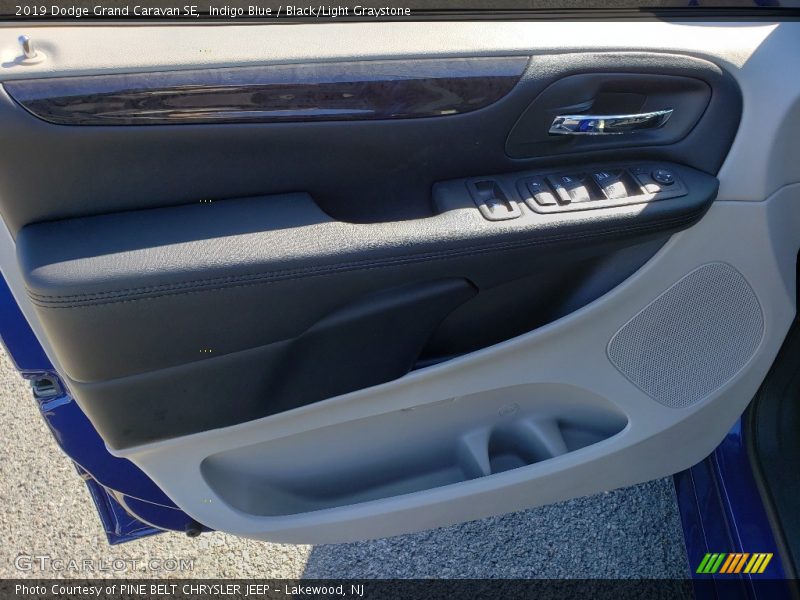 Indigo Blue / Black/Light Graystone 2019 Dodge Grand Caravan SE