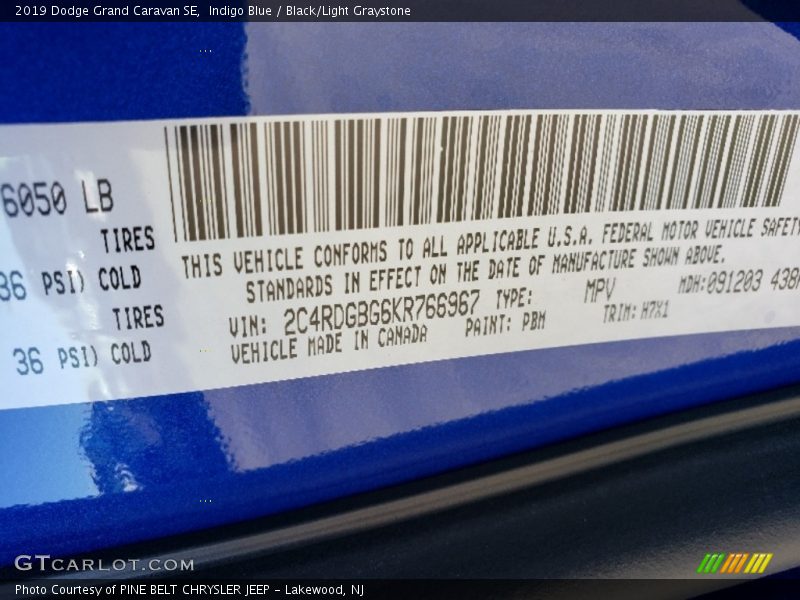 Indigo Blue / Black/Light Graystone 2019 Dodge Grand Caravan SE