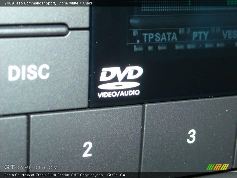 Stone White / Khaki 2009 Jeep Commander Sport