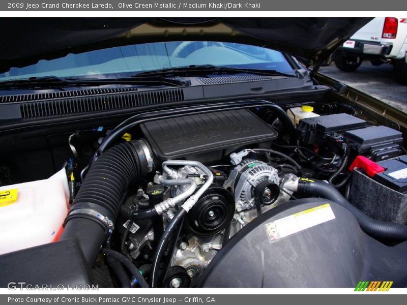 Olive Green Metallic / Medium Khaki/Dark Khaki 2009 Jeep Grand Cherokee Laredo