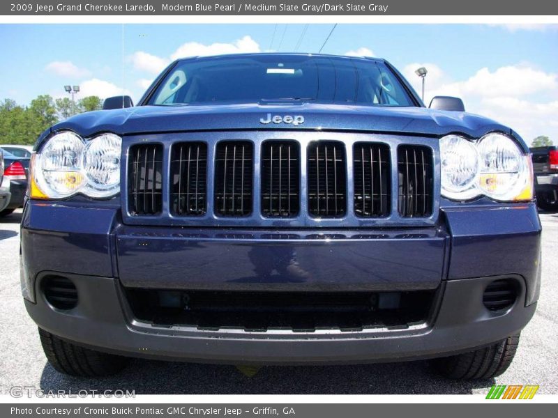 Modern Blue Pearl / Medium Slate Gray/Dark Slate Gray 2009 Jeep Grand Cherokee Laredo