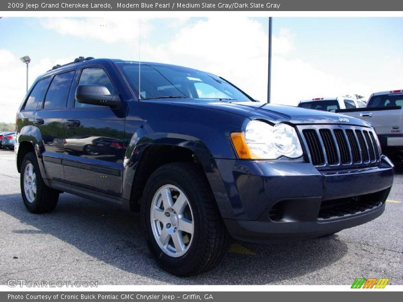 Modern Blue Pearl / Medium Slate Gray/Dark Slate Gray 2009 Jeep Grand Cherokee Laredo