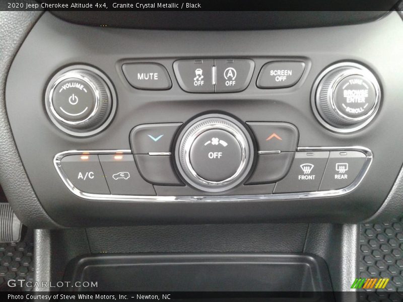 Granite Crystal Metallic / Black 2020 Jeep Cherokee Altitude 4x4
