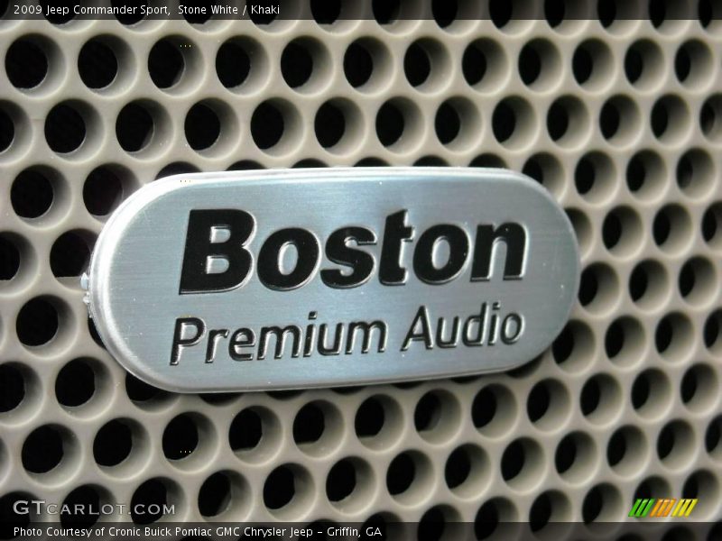 Stone White / Khaki 2009 Jeep Commander Sport