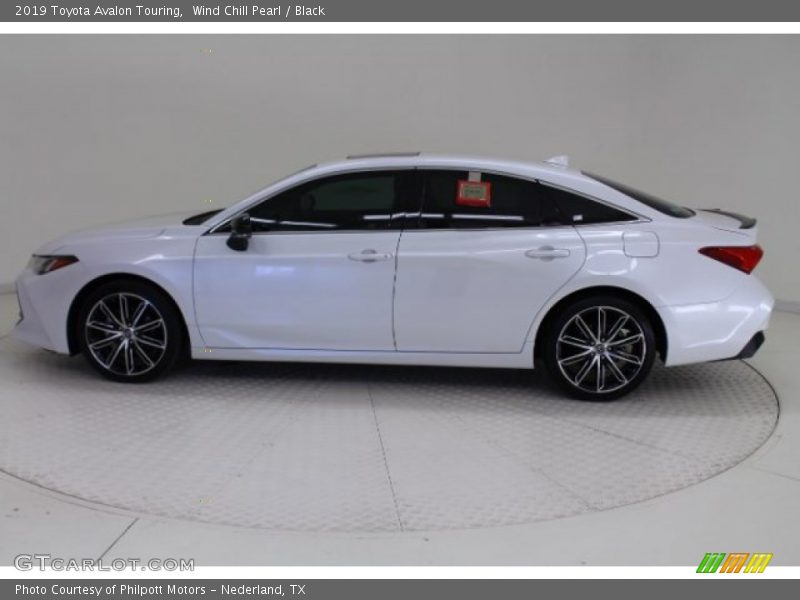 Wind Chill Pearl / Black 2019 Toyota Avalon Touring