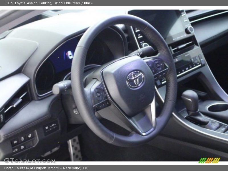 Wind Chill Pearl / Black 2019 Toyota Avalon Touring