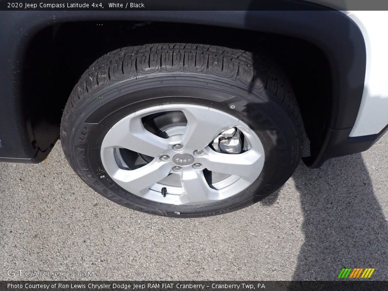 White / Black 2020 Jeep Compass Latitude 4x4