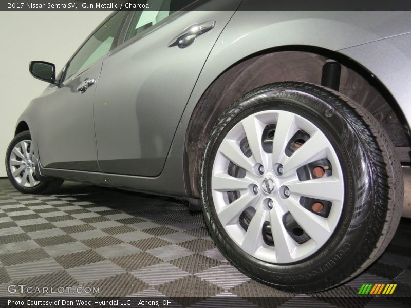 Gun Metallic / Charcoal 2017 Nissan Sentra SV